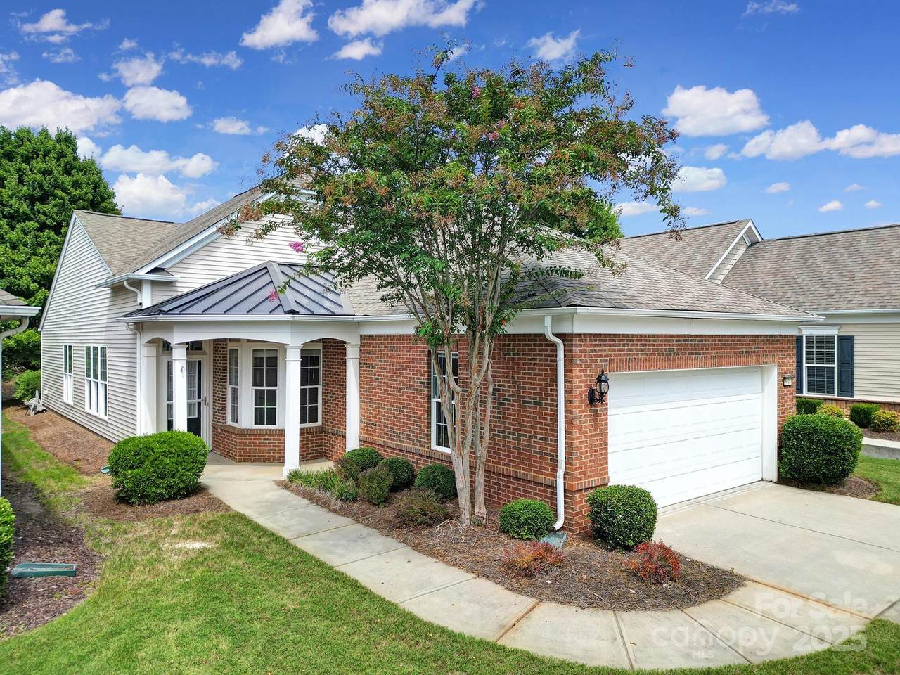 5018 Grandview Drive - Photo 1