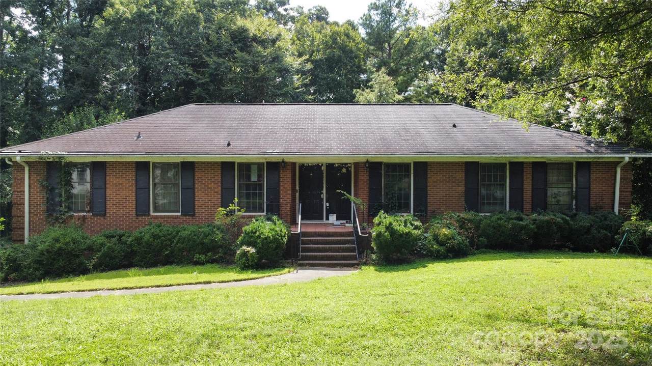 7700 Candis Drive - Photo 1