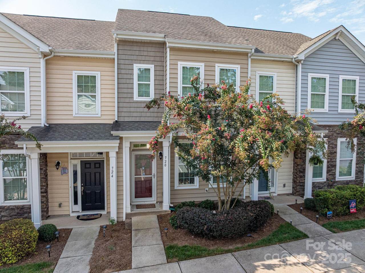 720 River Park Road - Photo 1