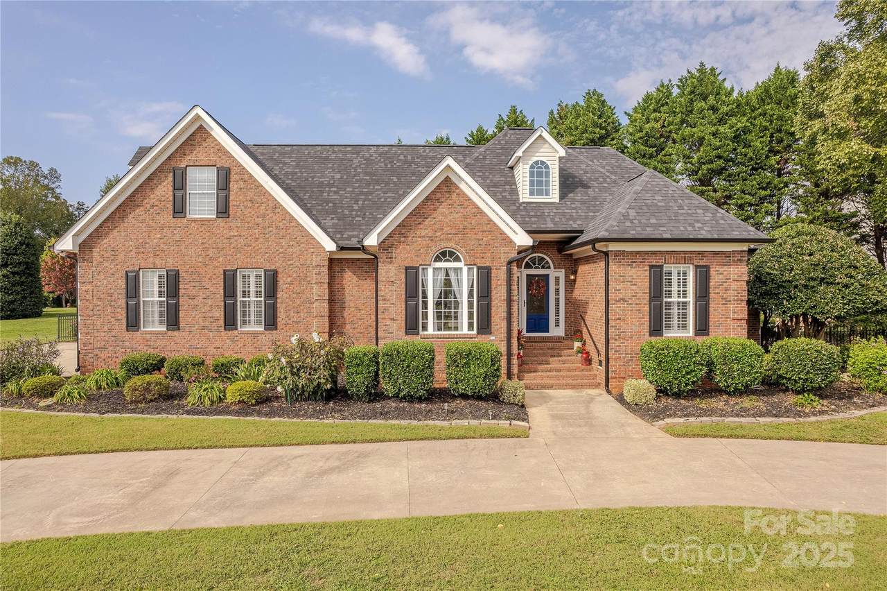 748 Creekbridge Drive - Photo 1