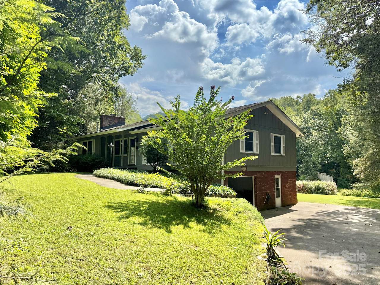 516 Averys Creek Road - Photo 1