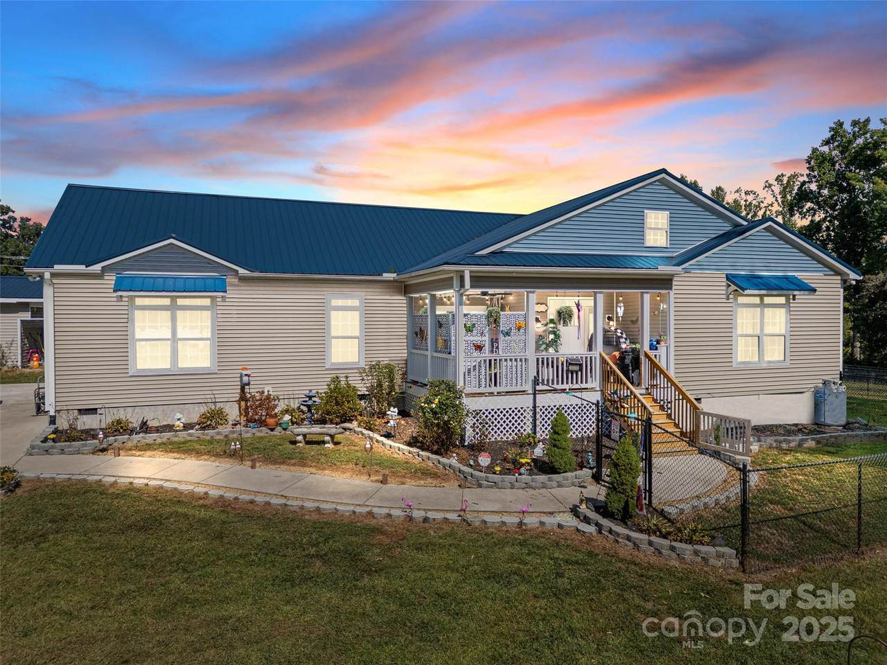 1154 Ridge Road - Photo 1