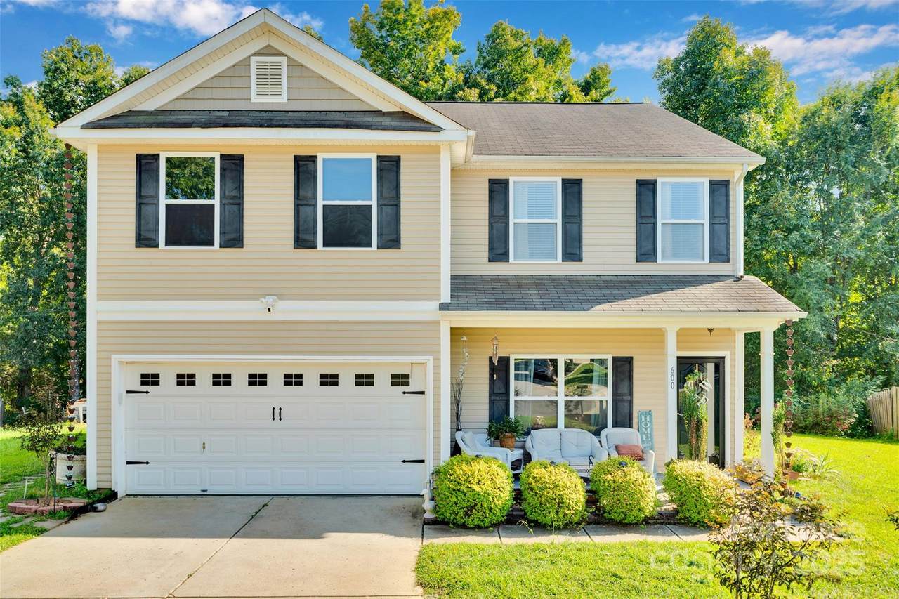 600 Latimer Way - Photo 1