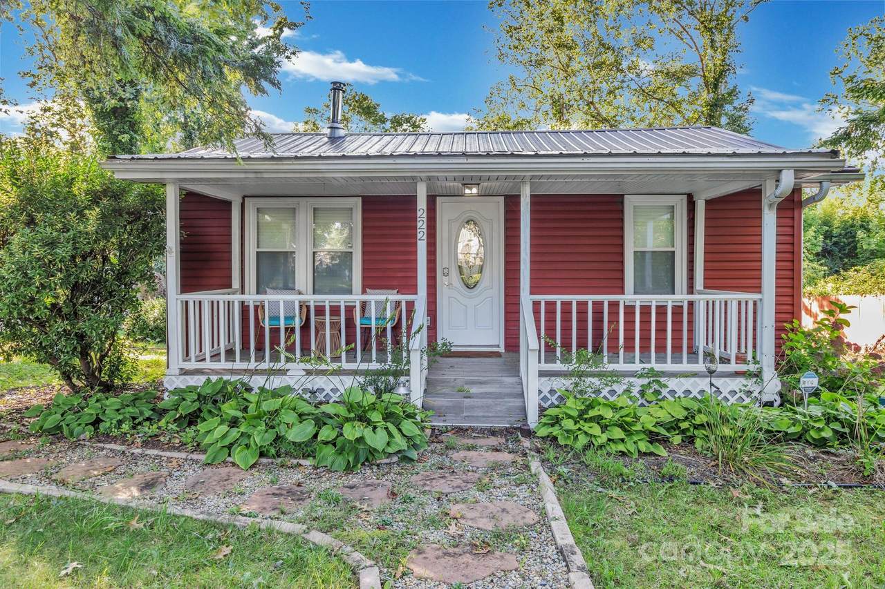 222 Gull Avenue - Photo 1