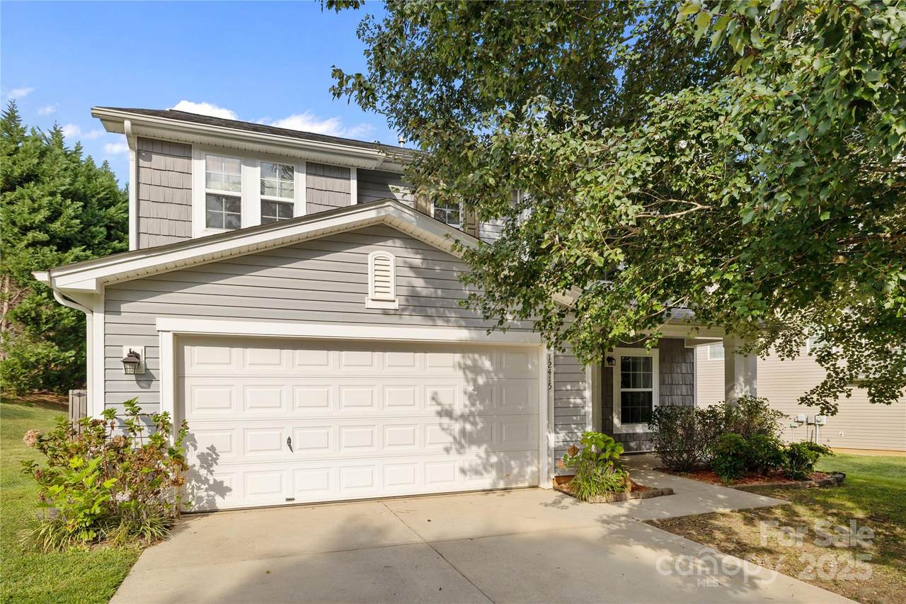 12415 Lanier Islands Circle - Photo 1