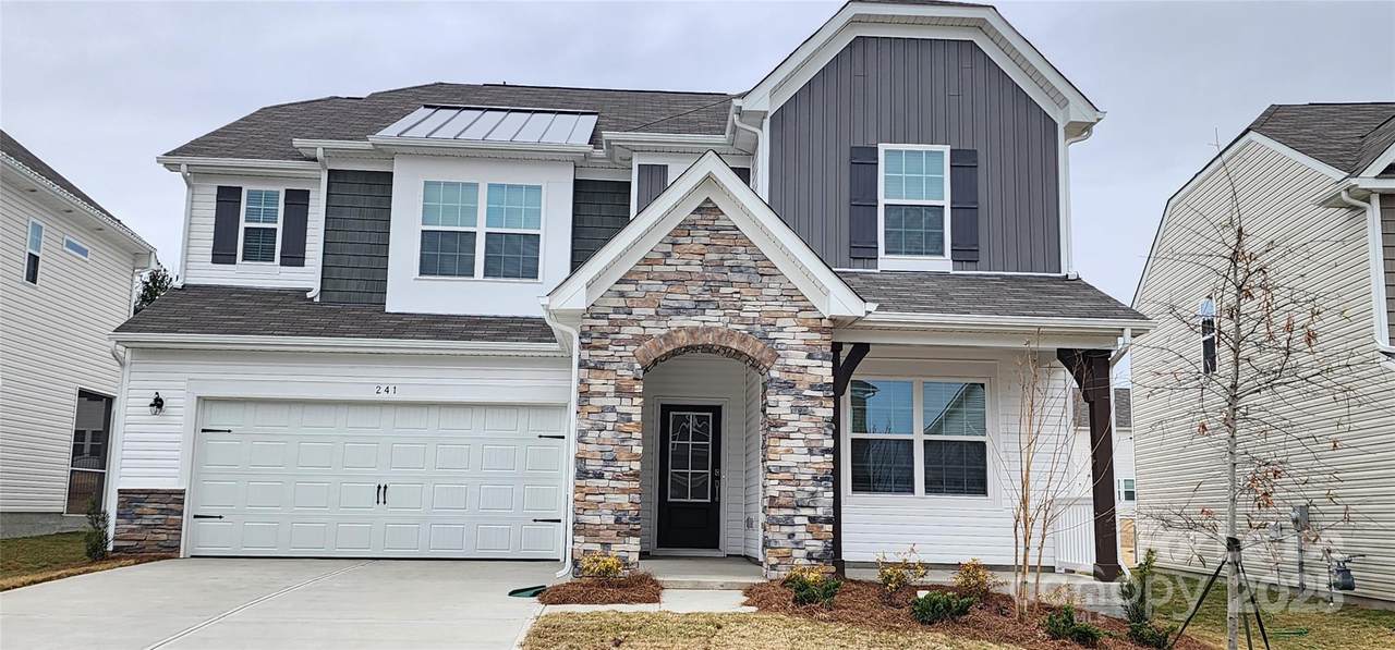 241 Kennerly Center Drive - Photo 1