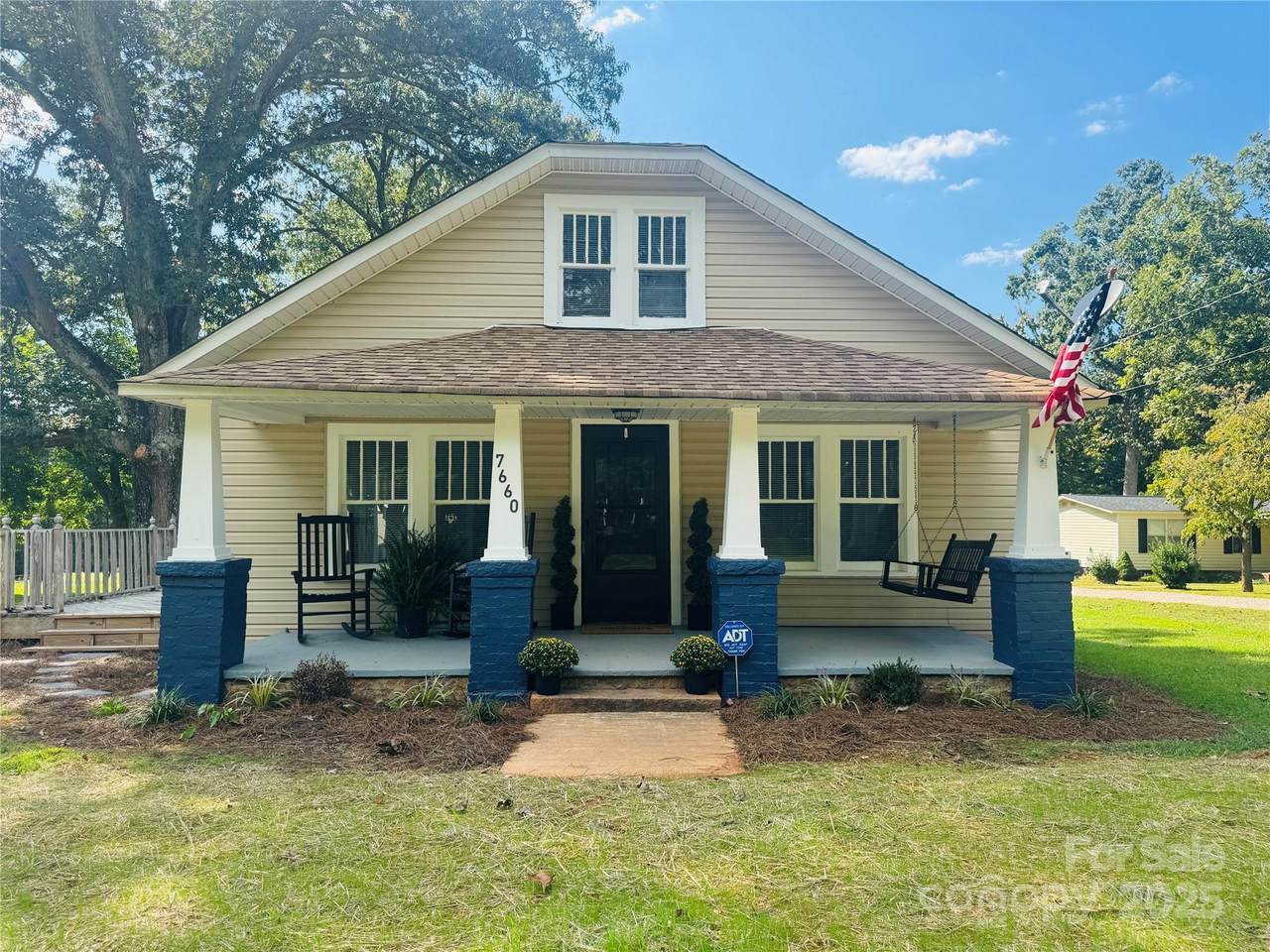 7660 Pop Basinger Road - Photo 1