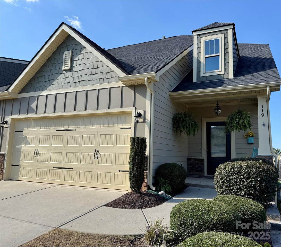 119 Canter Lane - Photo 1