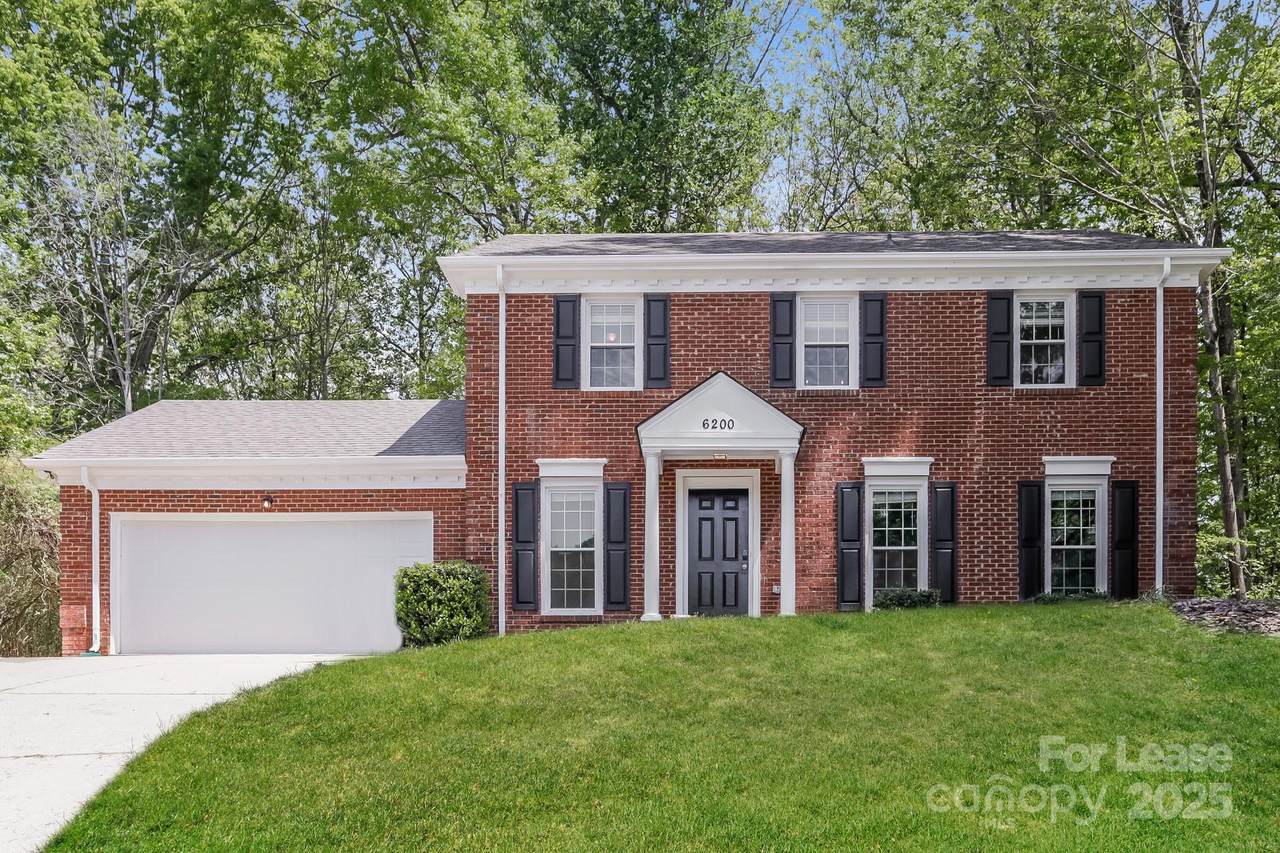 6200 Oak Glen Lane - Photo 1