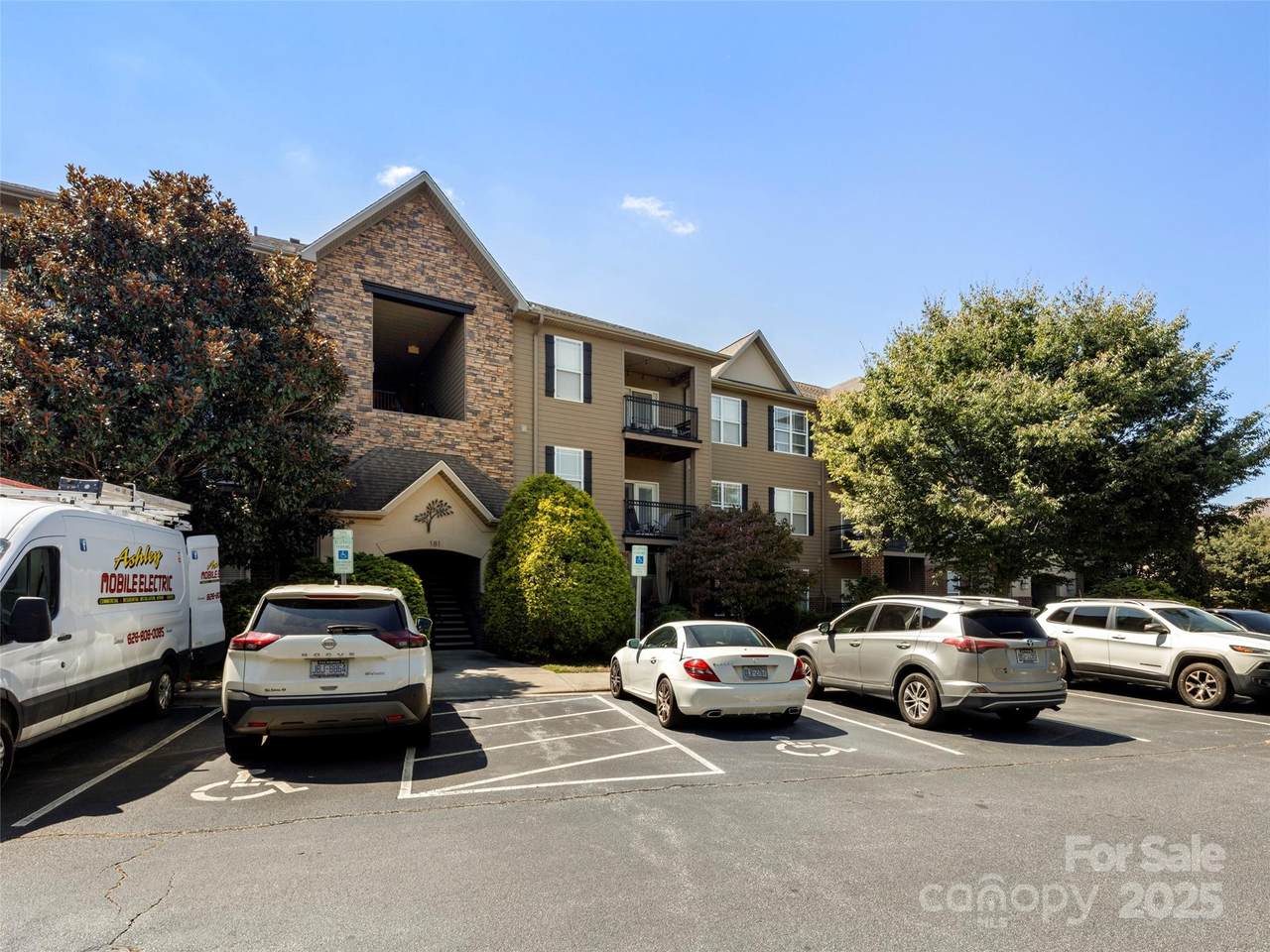 181 Brickton Village Circle - Photo 1