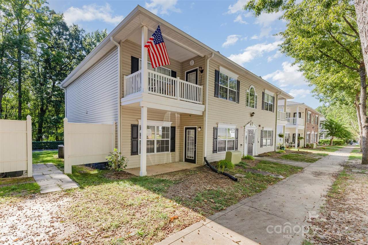 19808 Feriba Place - Photo 1