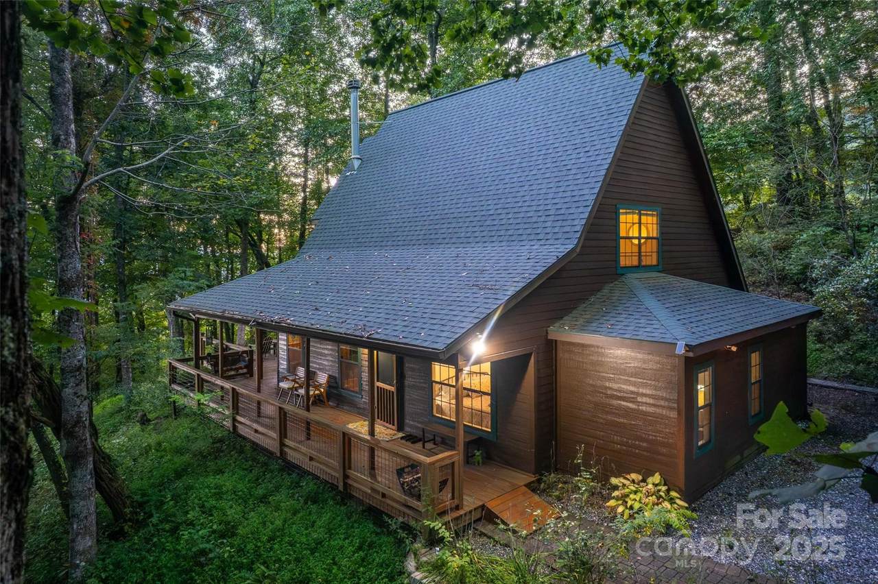 522 Sawmill Hollow Road - Photo 1