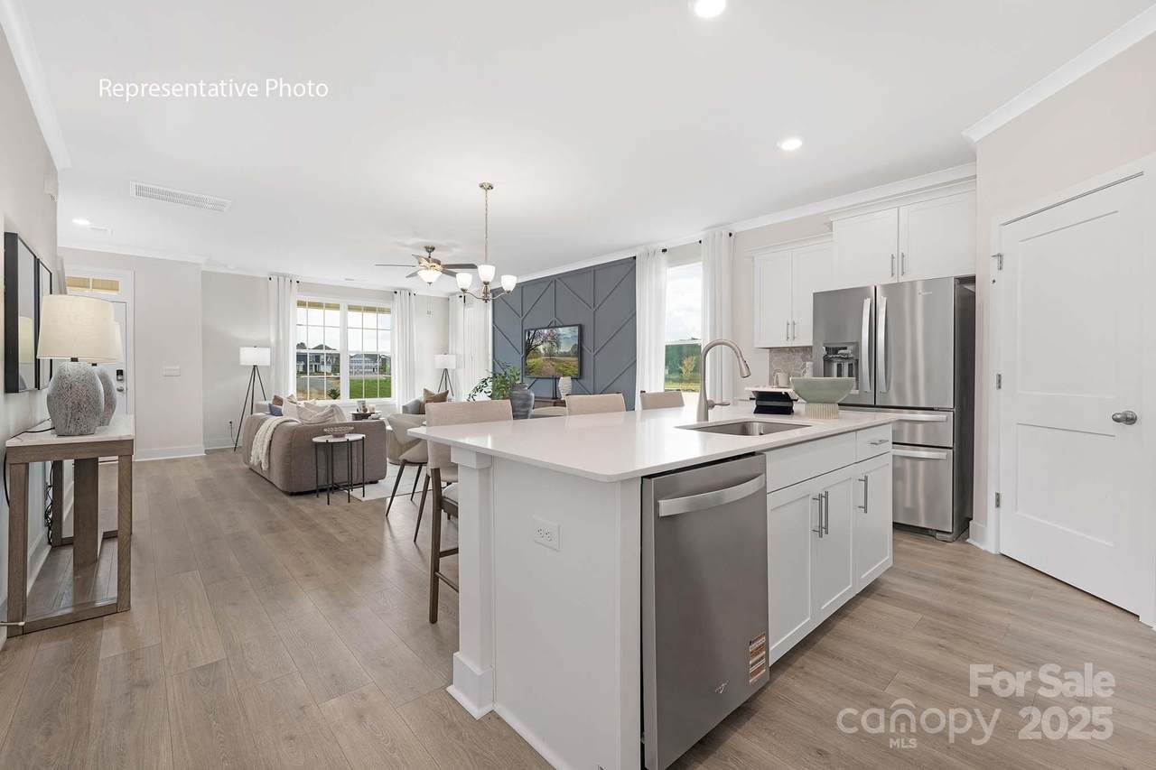 2020 Harlequin Drive - Photo 1