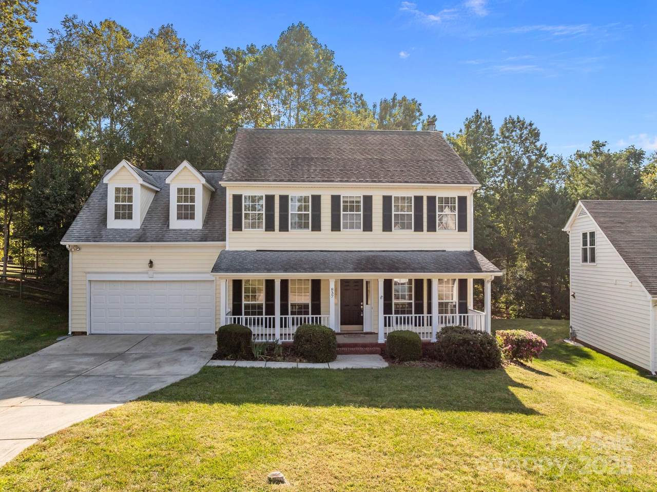 837 Lantern Way - Photo 1