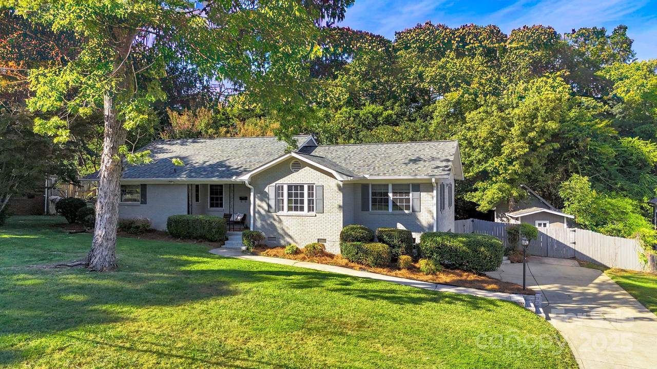 539 Hollis Road - Photo 1