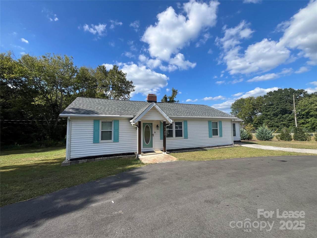 1120 Hensley Road - Photo 1