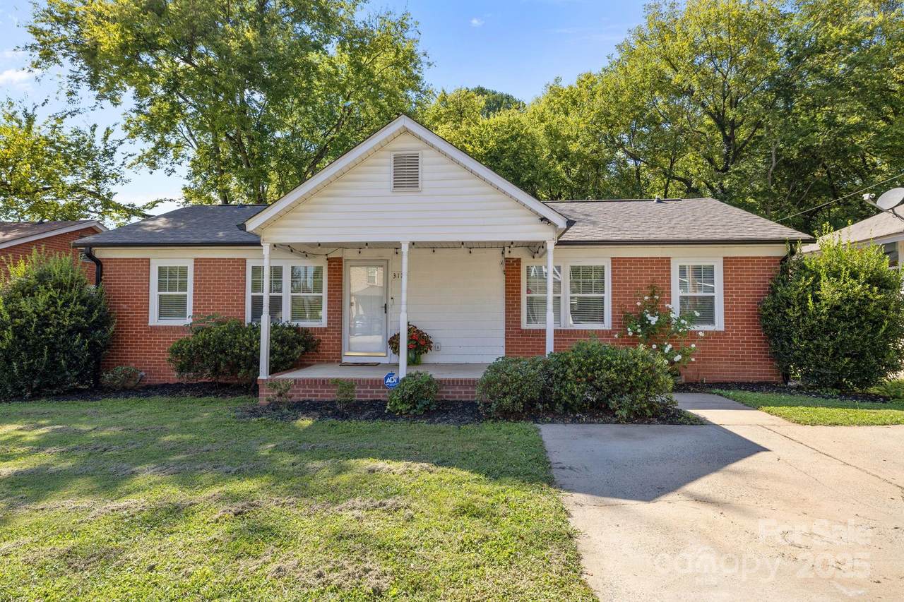 3124 Reid Avenue - Photo 1