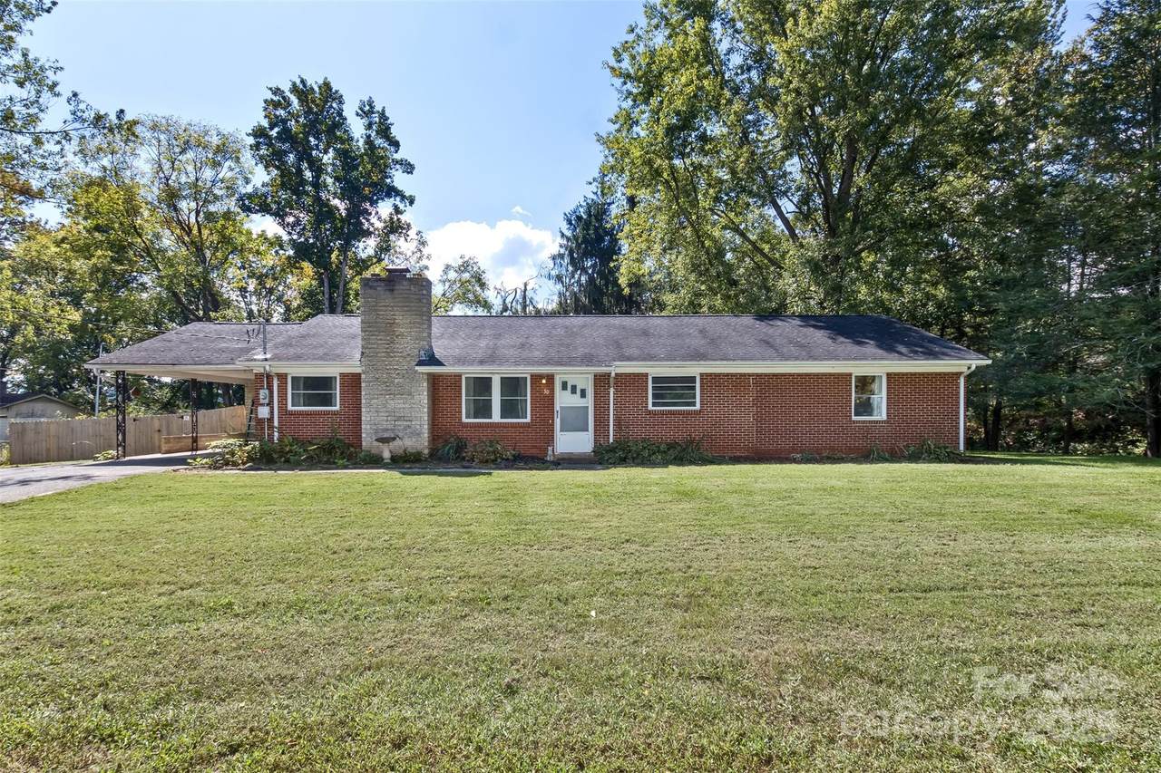 30 Valley Hill Drive - Photo 1