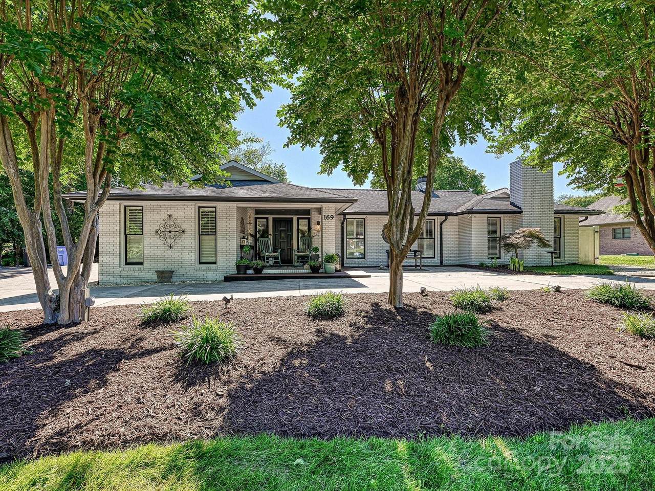 169 Spring Run Drive - Photo 1