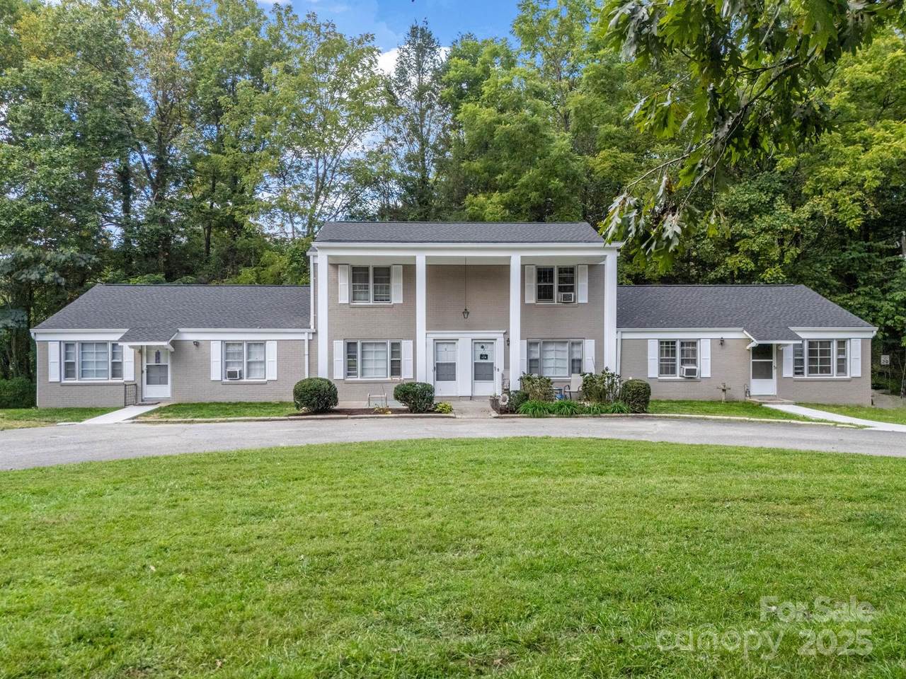 2715 Greenville Highway - Photo 1