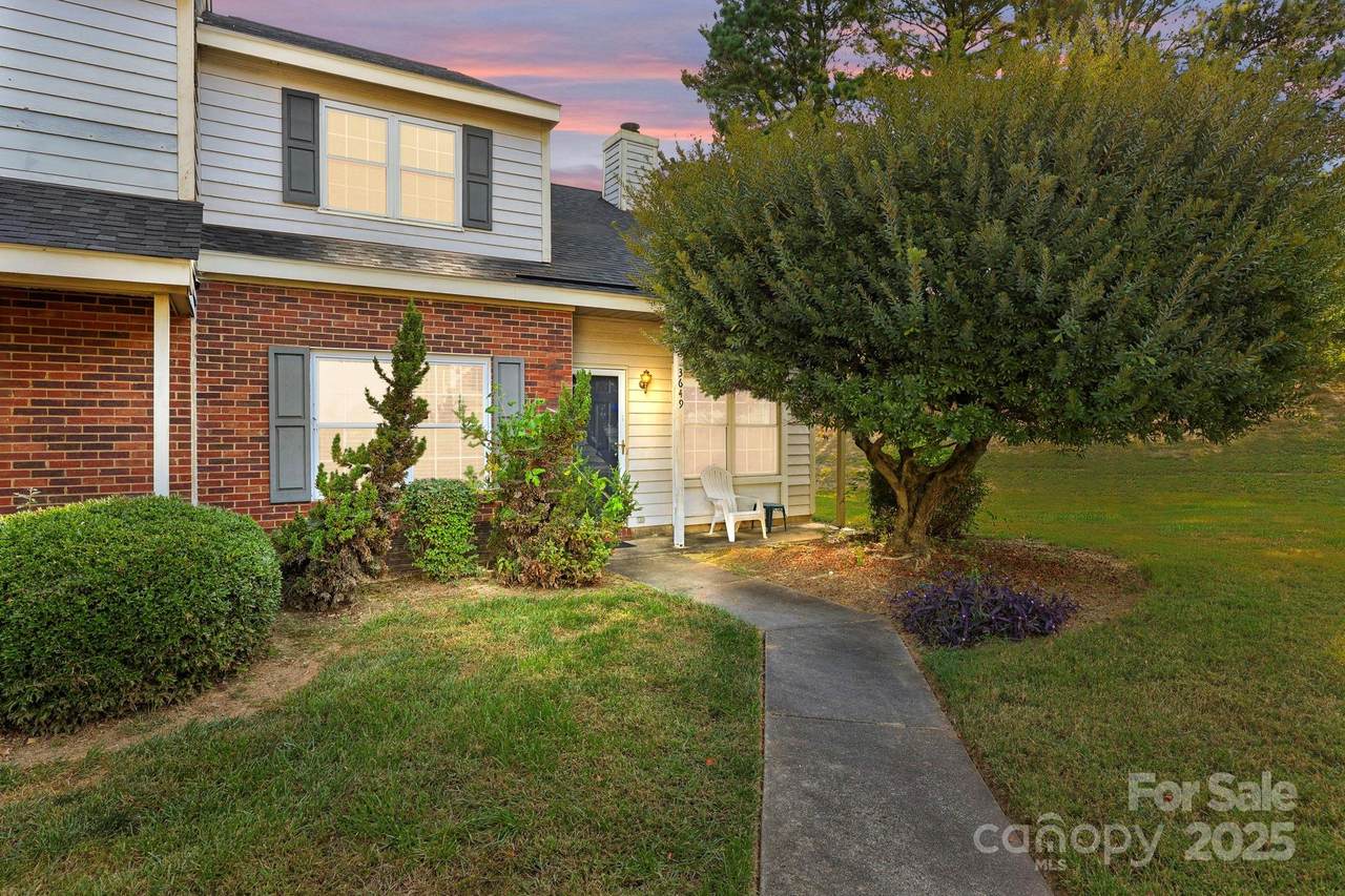 3649 Huyton Court - Photo 1