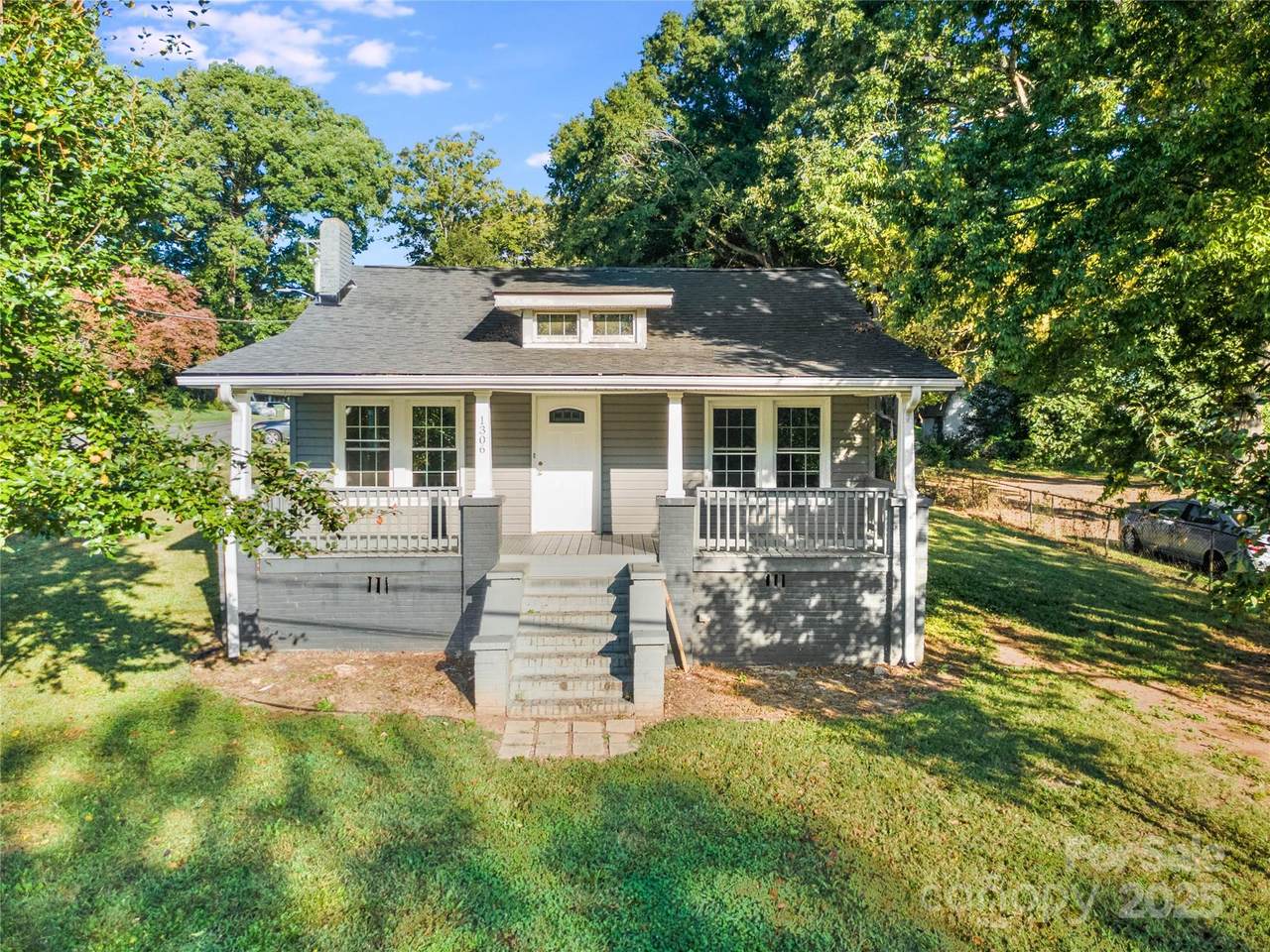 1306 Main Street - Photo 1