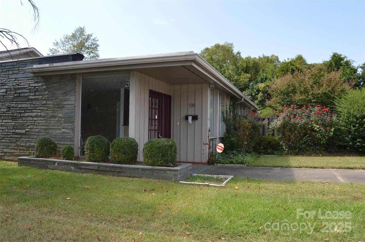 120 Tradd Street - Photo 1