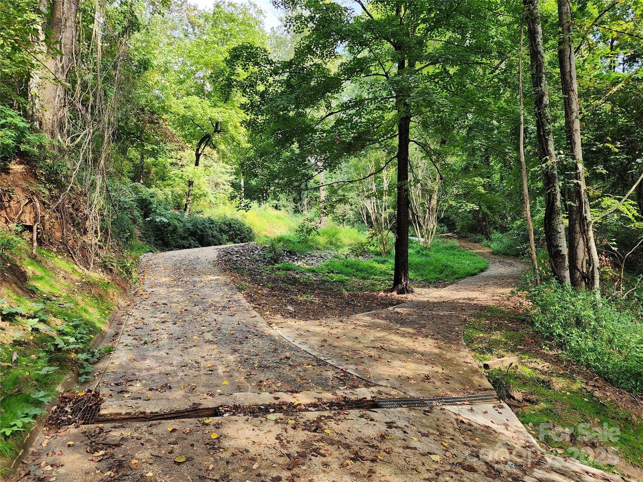 9999 Azalea Court - Photo 1