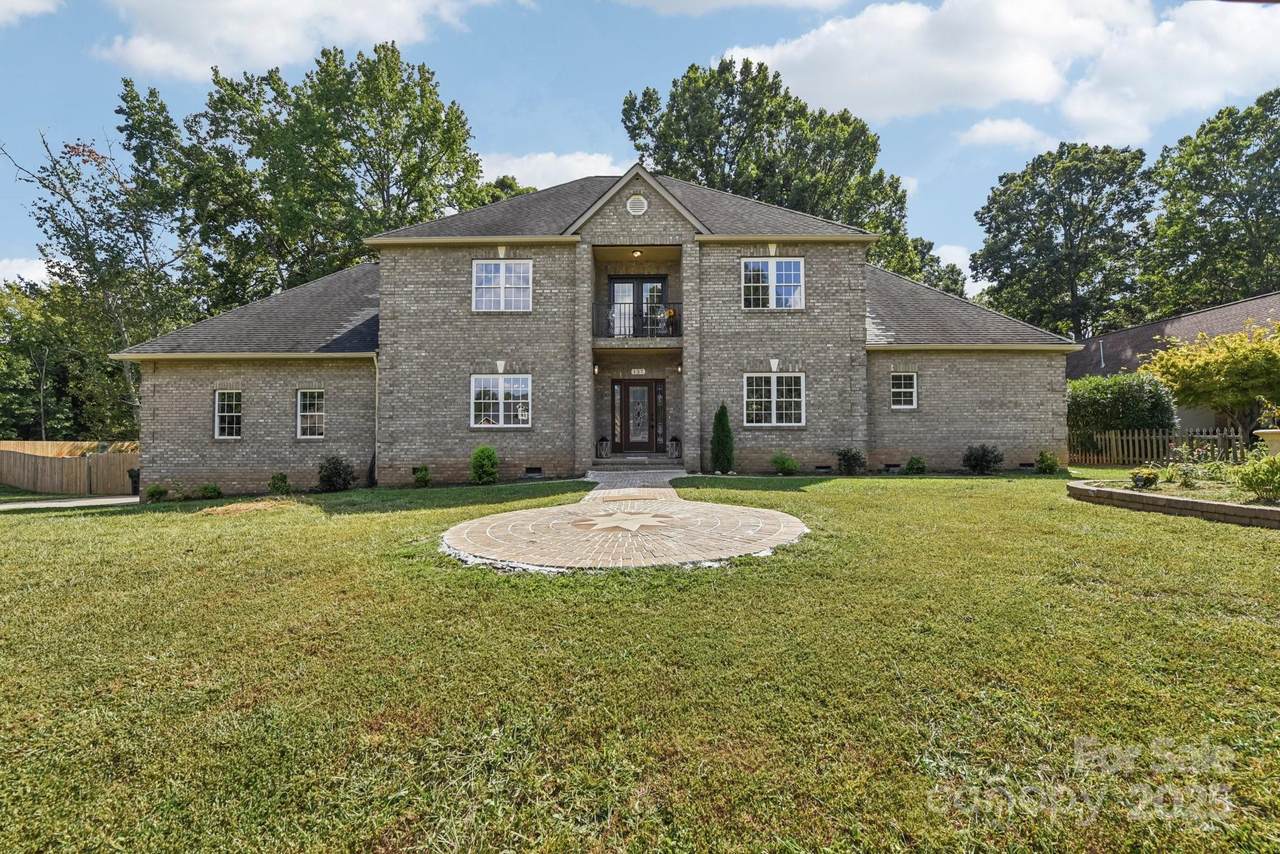137 Stafford Estates Drive - Photo 1