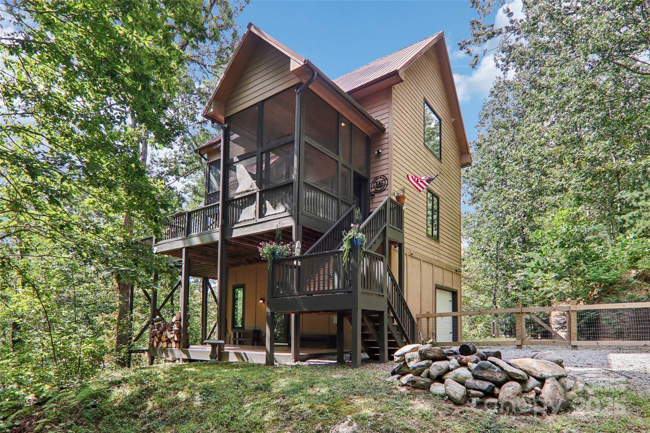 184 Deep Woods Lane - Photo 1