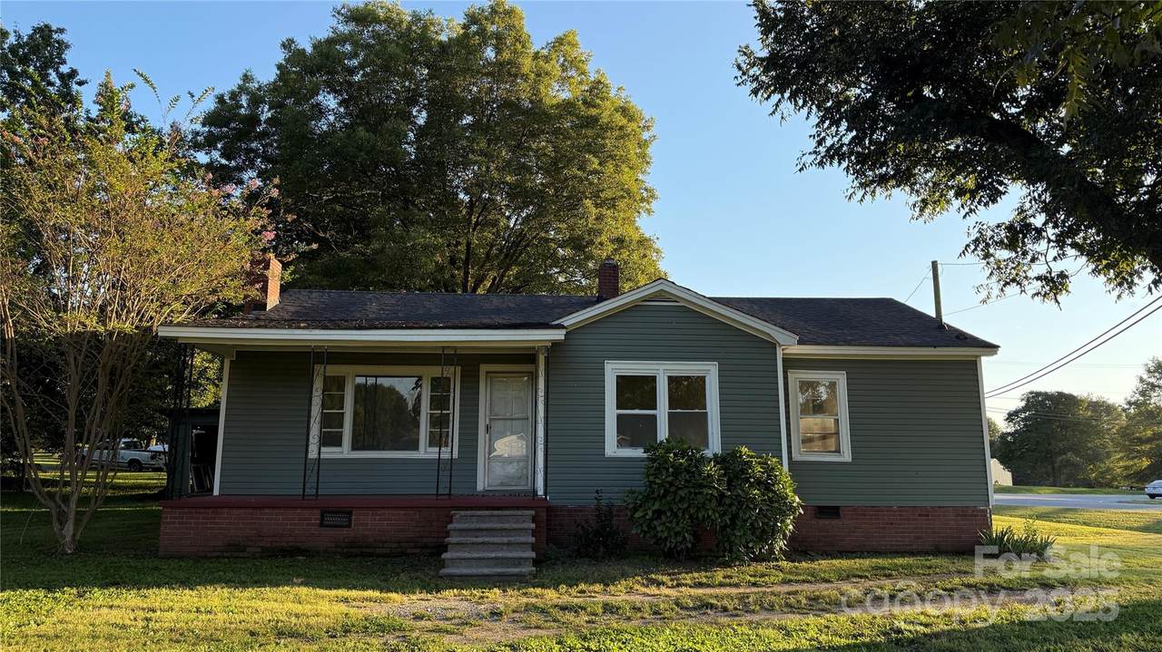 3839 Dixon Boulevard - Photo 1