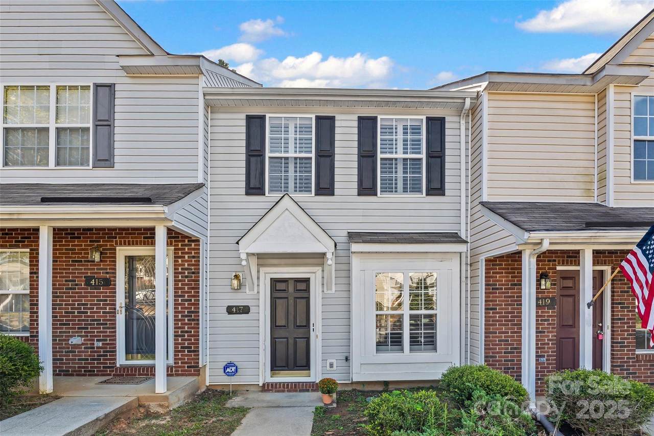 417 Scarlett Lane - Photo 1