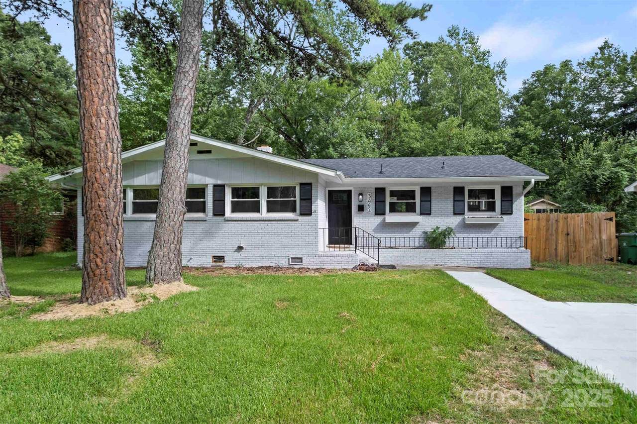 5442 Kinsale Lane - Photo 1