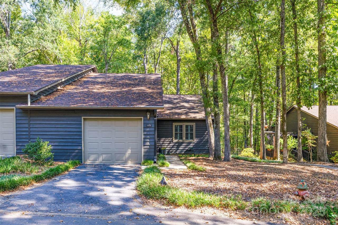 832 Bridgewood Drive - Photo 1