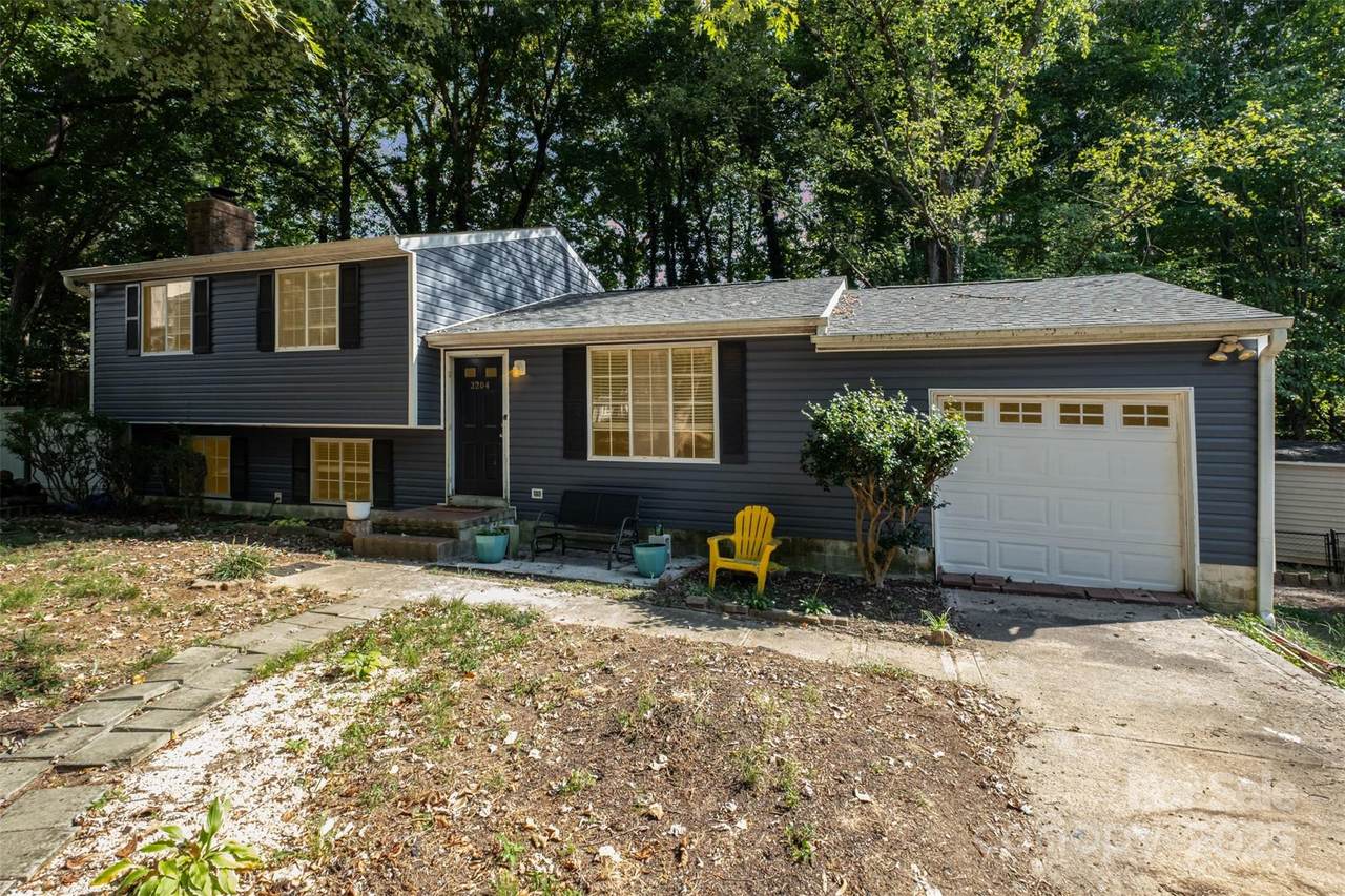 3204 Winchelsea Drive - Photo 1