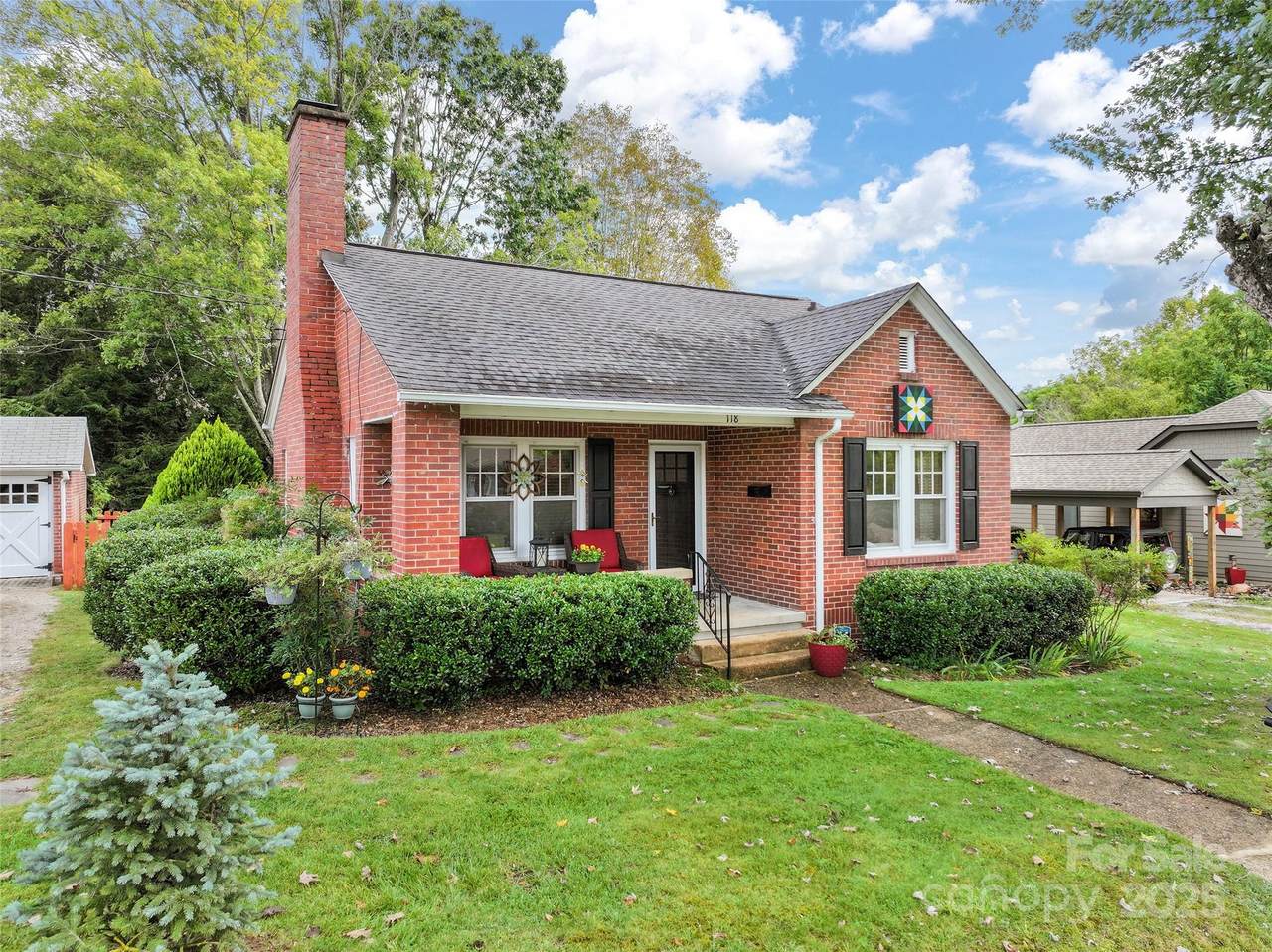 118 Maple Street - Photo 1