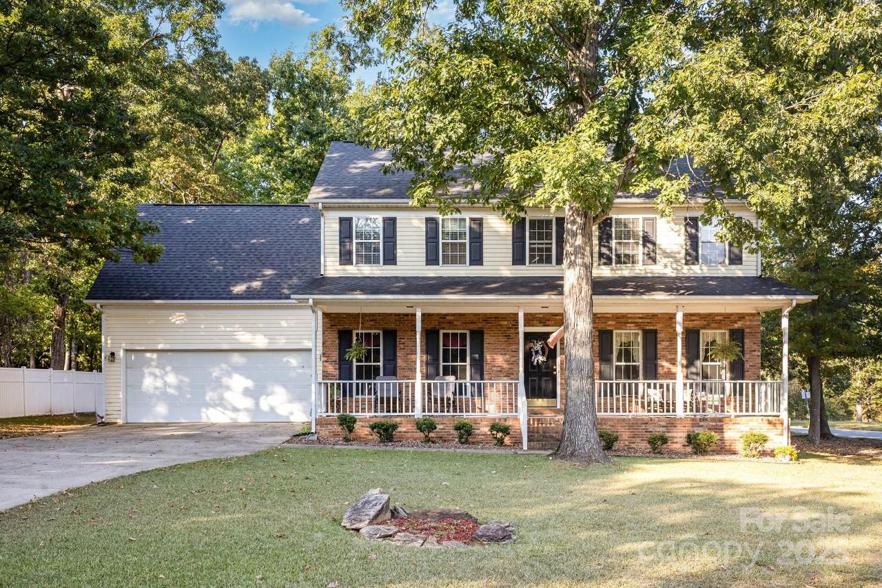 3000 Beech Court - Photo 1