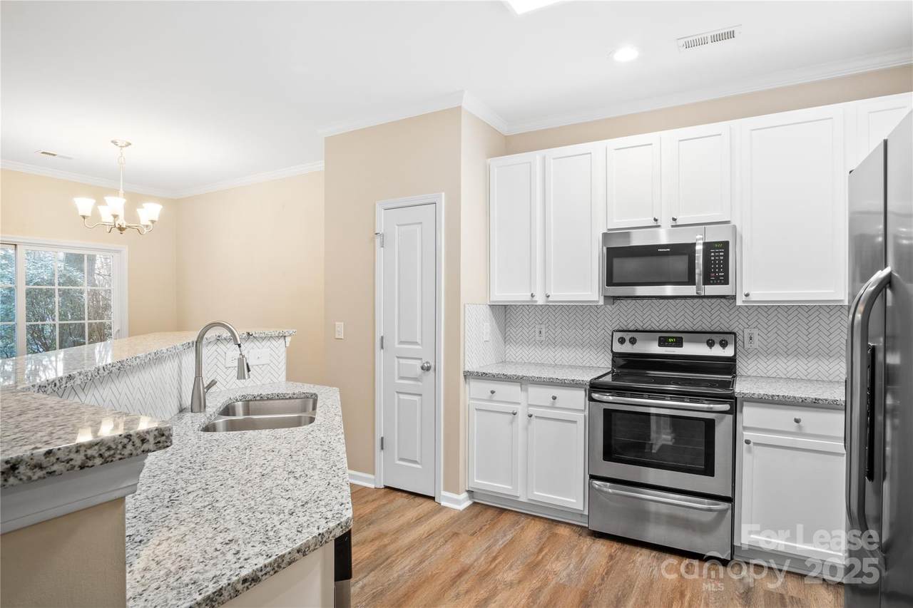 8360 Chaceview Court - Photo 1