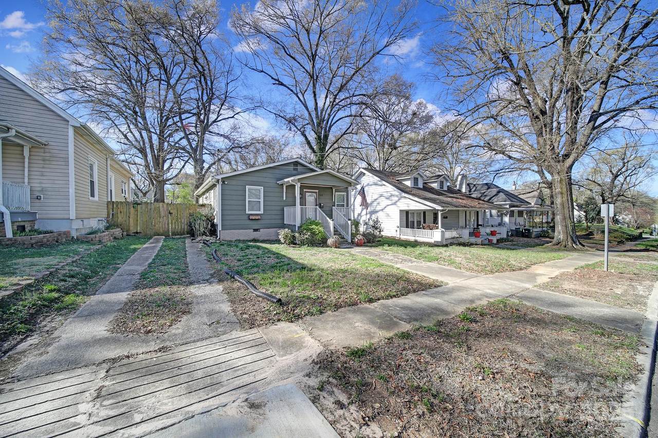 113 5th Avenue - Photo 1