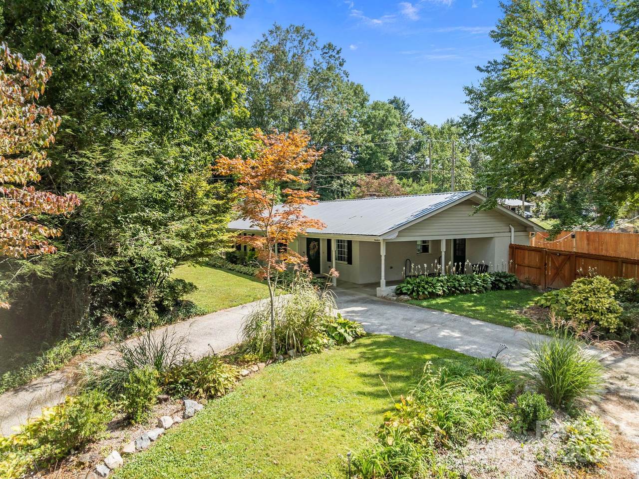 1225 Gilbert Street - Photo 1