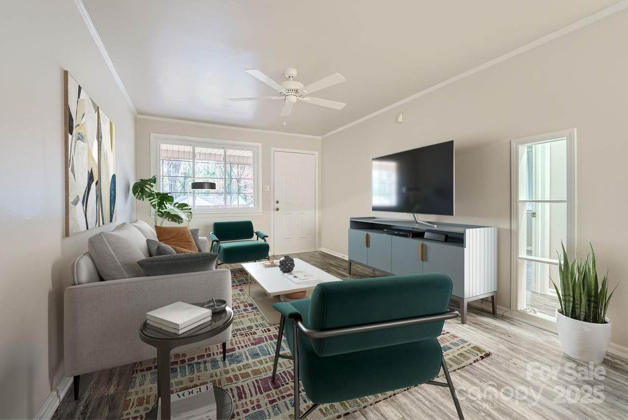 3233 Marlborough Road - Photo 1