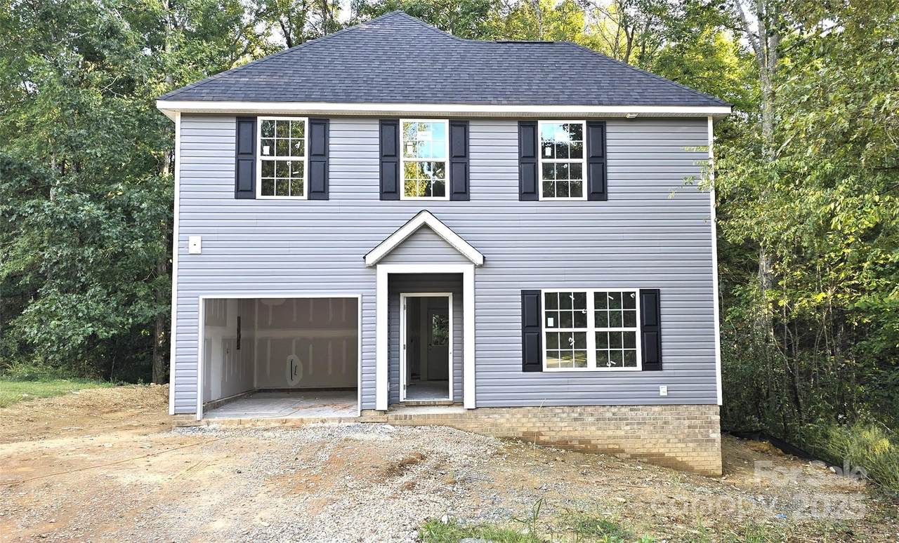 2614 Grayson Parkway - Photo 1