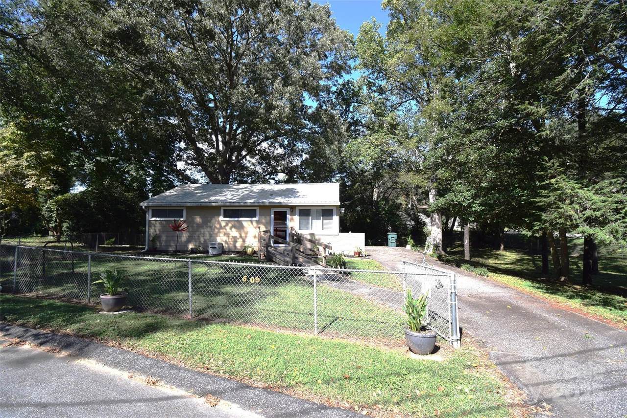 505 Butler Court - Photo 1