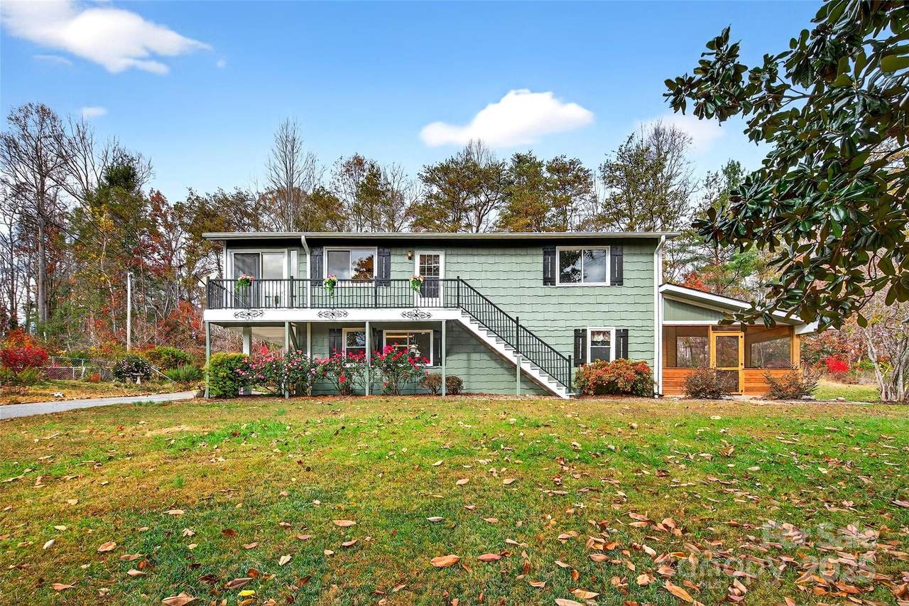 333 Sandcastle Drive - Photo 1