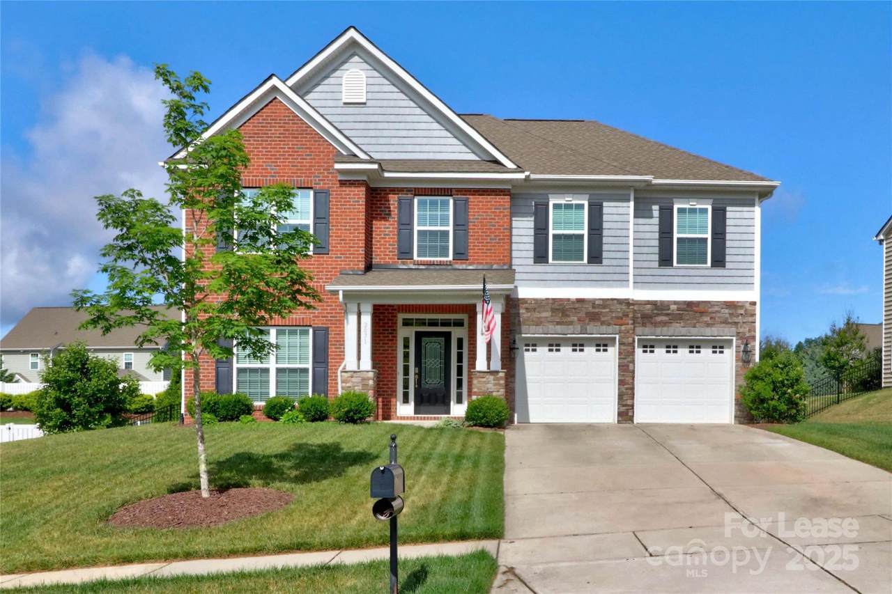 2071 Topaz Plaza - Photo 1