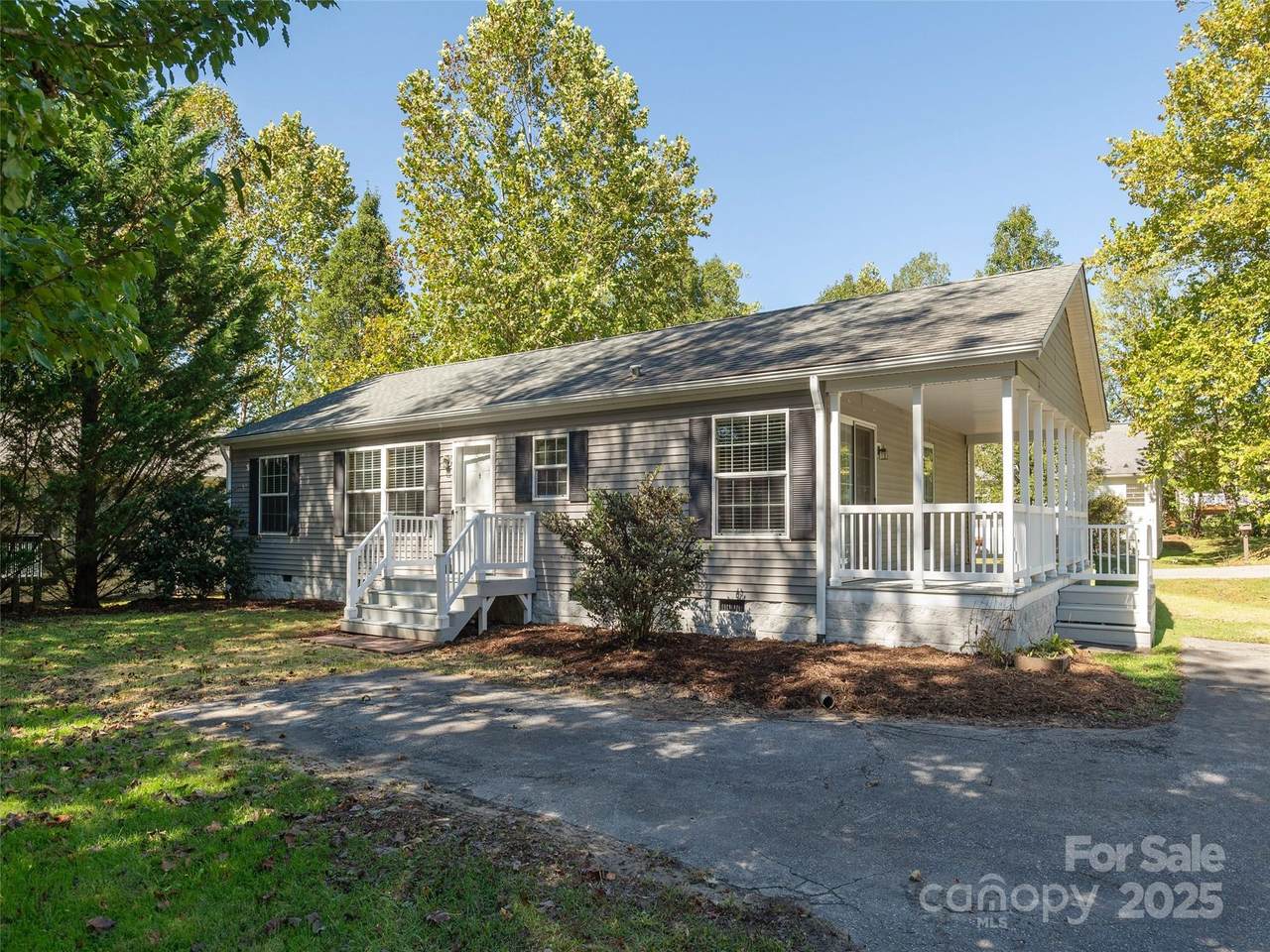 97 Hoopers Creek Road - Photo 1