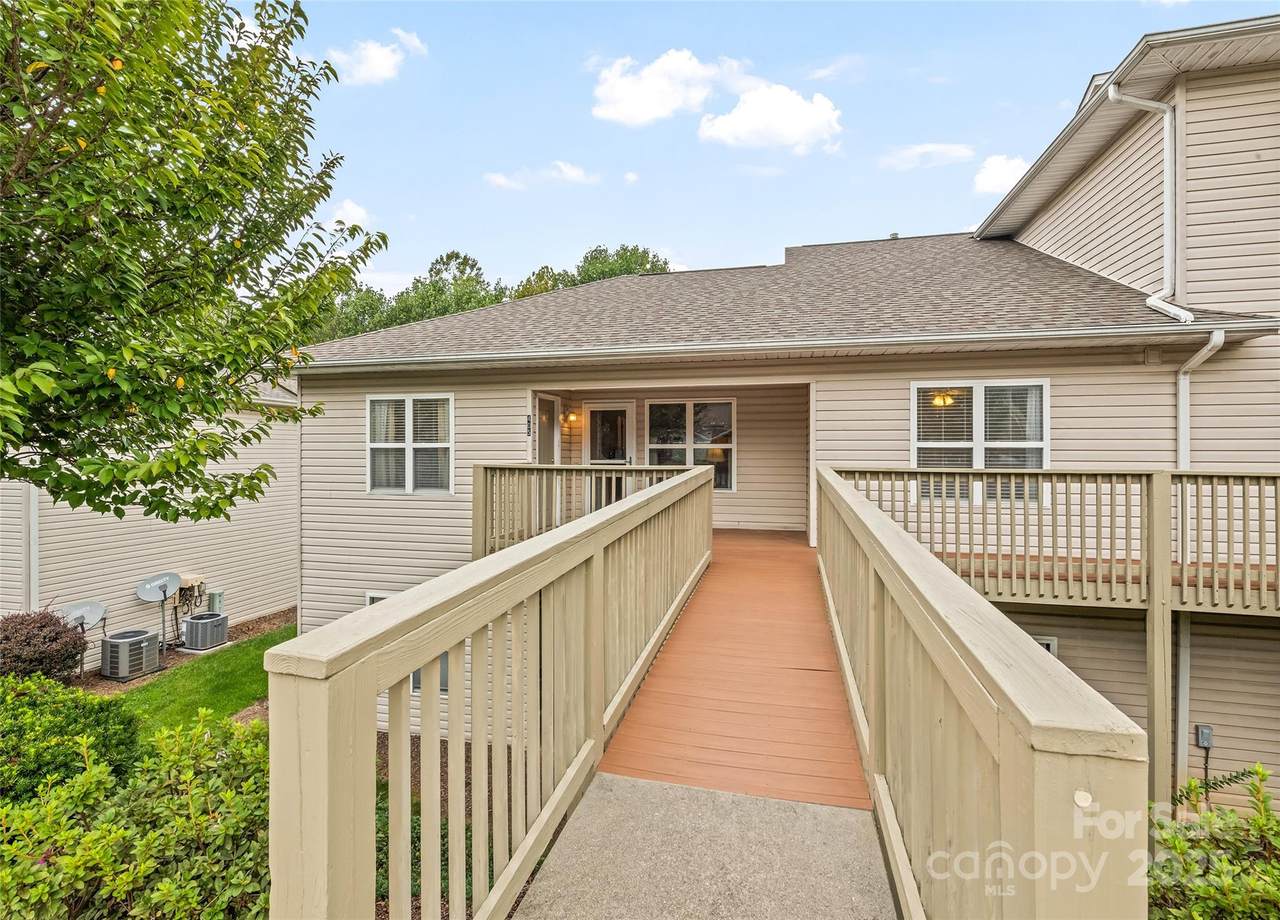 405 Carrington Place - Photo 1