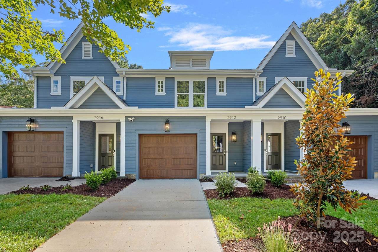 2912 Dogwood Avenue - Photo 1