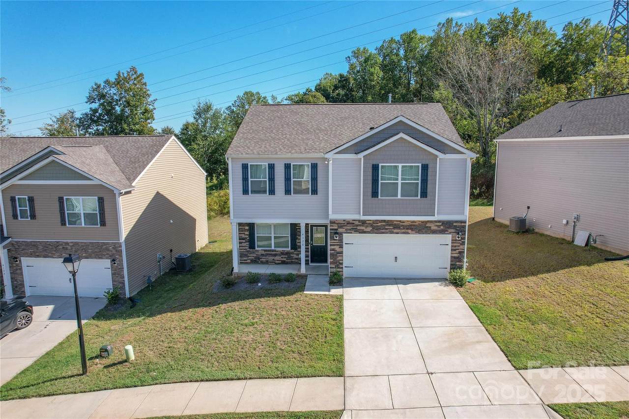 4120 Village Boulevard - Photo 1