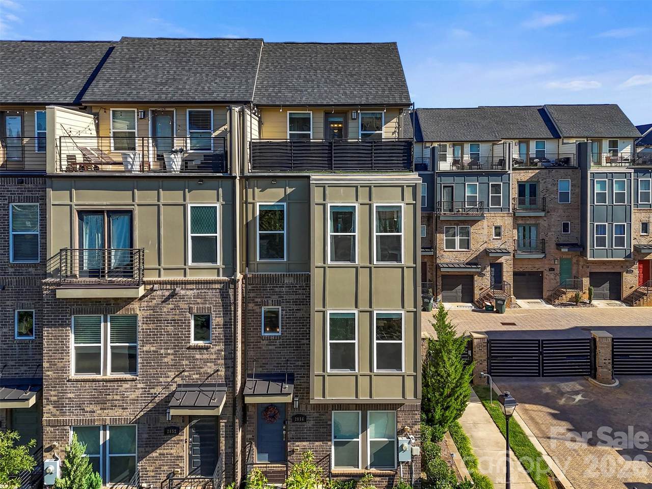 2856 Grand Union Way - Photo 1